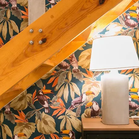 Apartamento Beautiful House With Patio In Heart!