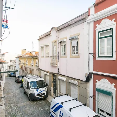 Apartment Beautiful House With Patio In Heart! Lisbon